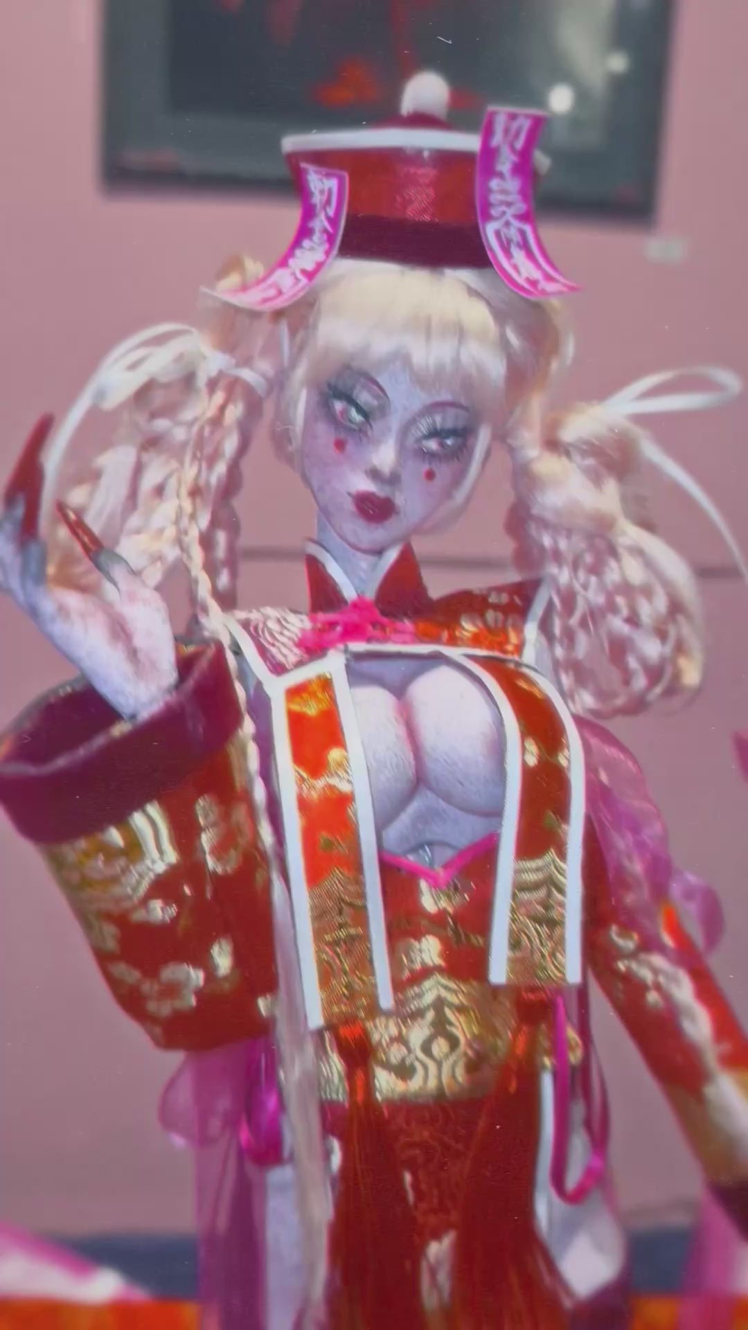 僵尸姐妹】Jiang Shi Sisters -【月灵】 Yue Ling (Pink Skin) – Cheng